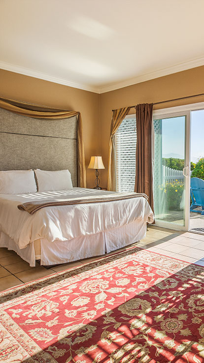 The Jetty Room At Inn At Mavericks Half Moon Bay Hotel In Princeton-by-the-Sea, California