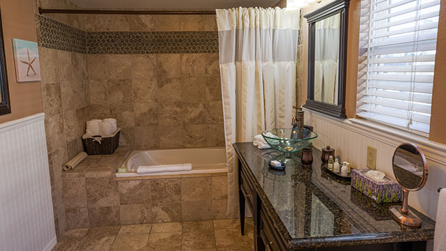 The Dunes Room Bathroom With Soaking Tub At Inn At Mavericks