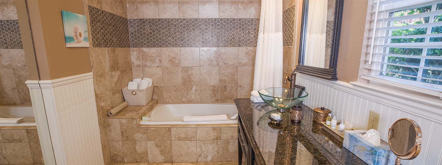 Mavericks Room Bathroom With Soaking Tub At Inn At Mavericks