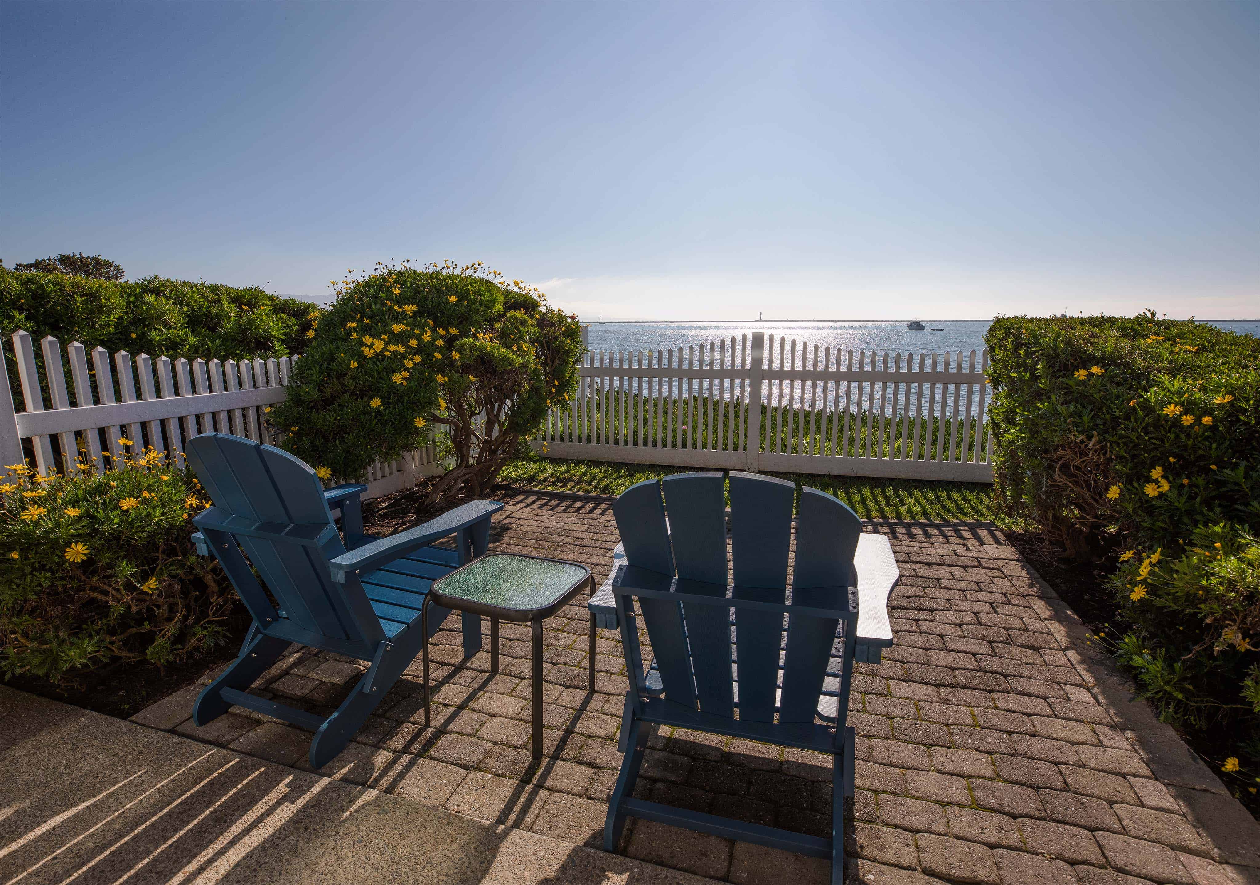 The Jetty Suite Outdoor Patio At Inn at Mavericks